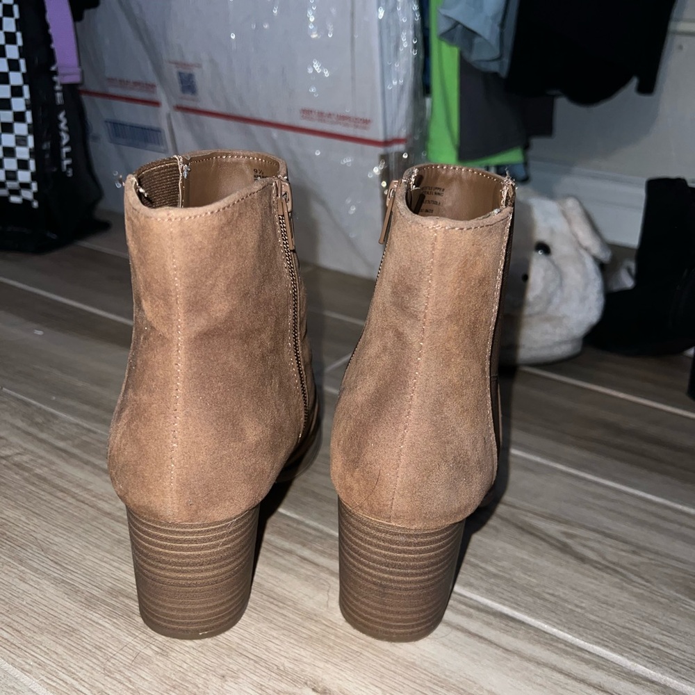 Universal Threads brown boot heals - Picture 10 of 10